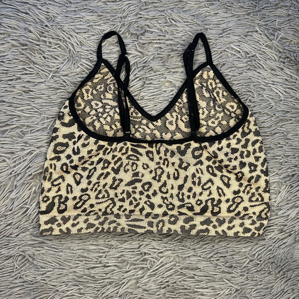 ~Cheetah Printed Spaghetti Strap Cropped Tank Top